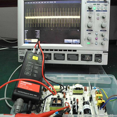 示波器差分探頭和單端探頭相比都有哪些優(yōu)勢與缺點？