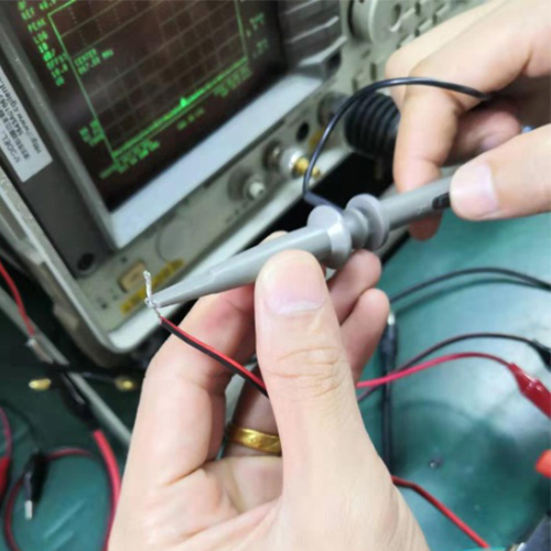 示波器探頭在測試直流和低頻交流時的工作原理