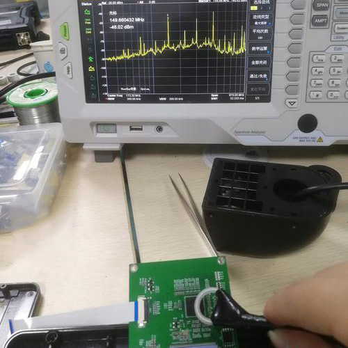 用頻譜分析儀+近場探頭進行EMC干擾源排查
