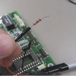 優(yōu)化示波器探頭性能-阻尼電阻的應(yīng)用與諧振抑制策略